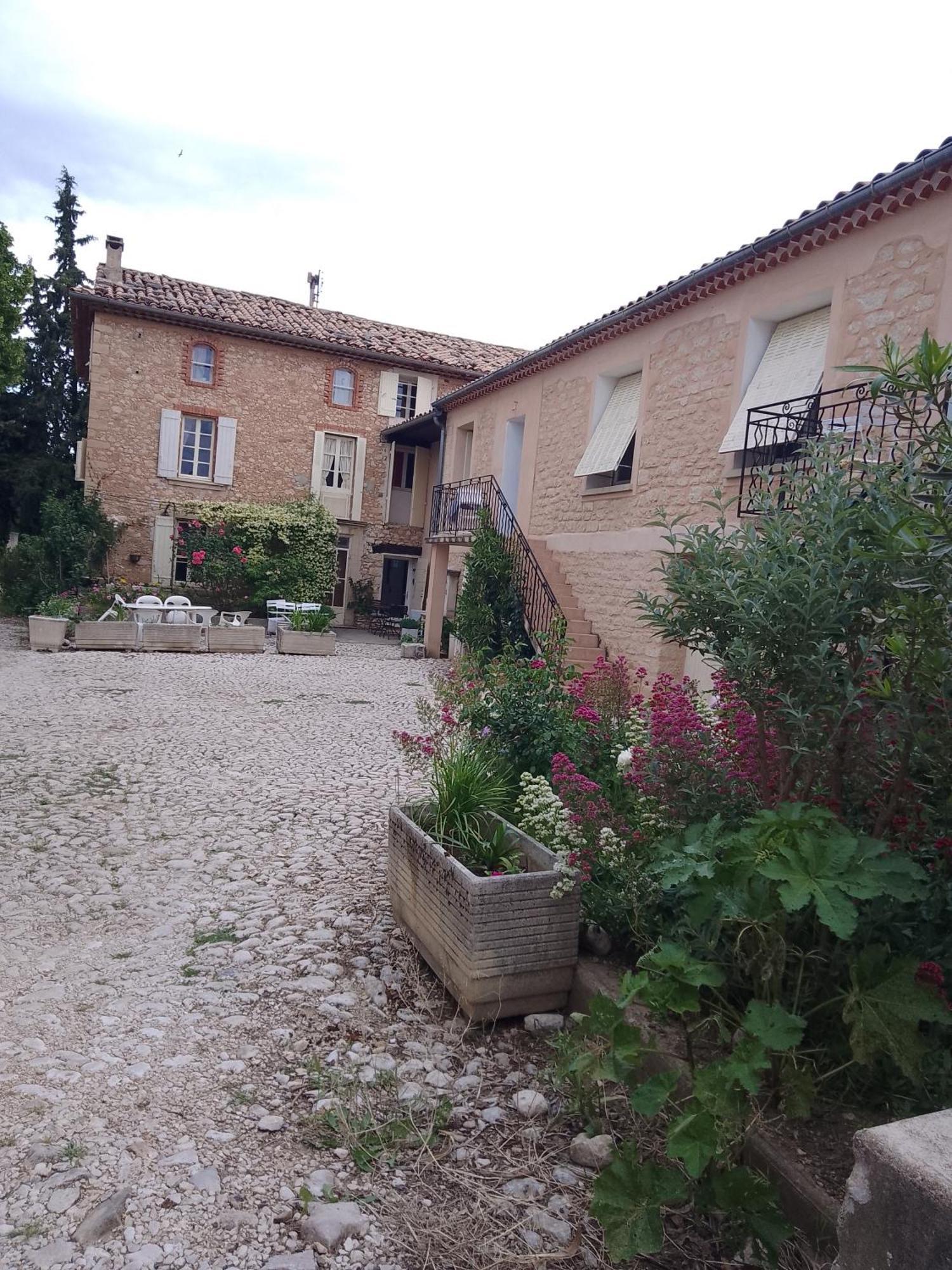 Les Du Mont Ventoux * Bedoin